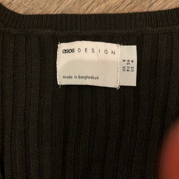 Long sleeve black sweater dress with side slit - Picture 4 of 6